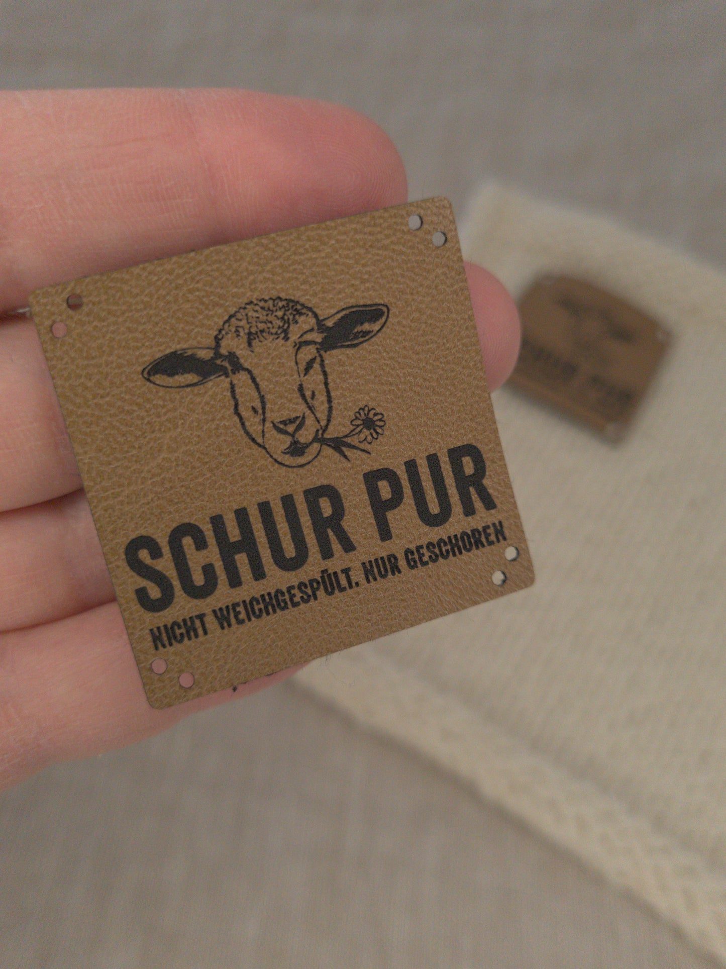 Label mit SCHUR PUR Logo